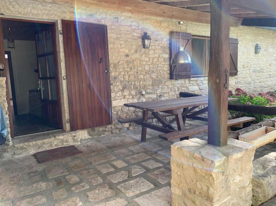 Uniquely Private Holiday Villa In The Charente Puyreaux Экстерьер фото